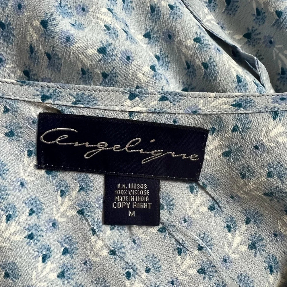 Angeligne Light Blue Sequined V- Neck 3/4 Sleeve Blouse Womens M NWOT - Picture 9 of 9